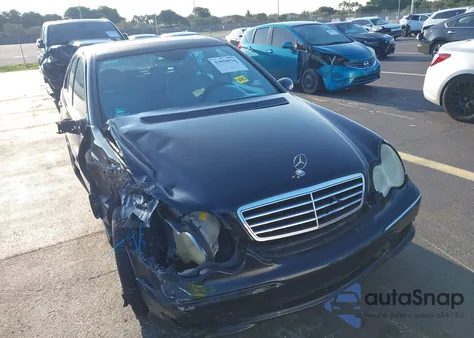 2005 Mercedes-Benz C 230 Kompressor Sport from USA, damaged, VIN WDBRF40J05F679910